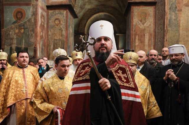 Епіфаній попросив вірян залишатися вдома на свята