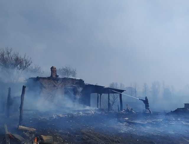 Горит хутор Обырок на Черниговщине, нужна помощь, - жители