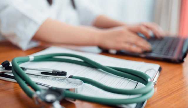 В Ивано-Франковске заболели свыше 400 медиков, больницам «не хватает рук»