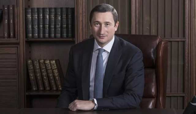 У министра Алексея Чернышова обнаружили австрийский паспорт: ему грозит отставка