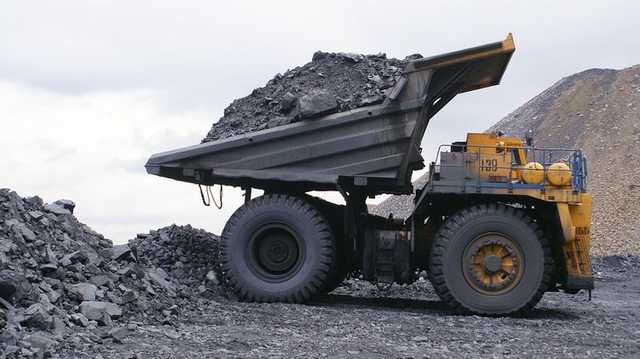 Кабмин отсрочил до мая запрет на импорт угля из России