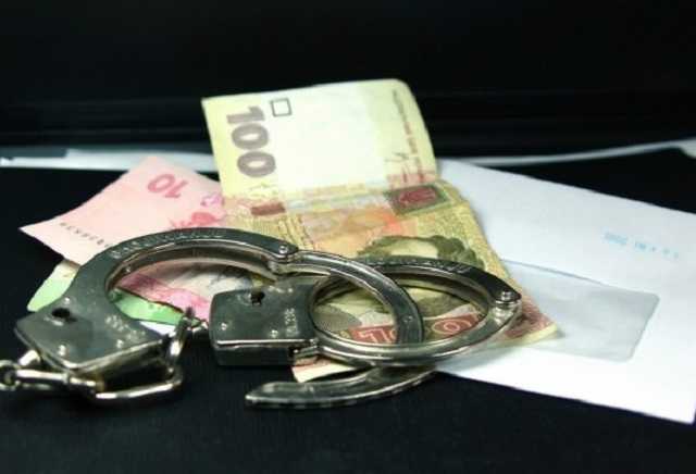 Мэру на Житомирщине вручили подозрение за присвоение 645 тысяч гривен