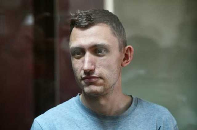 Московский суд "сократил" к 1,5 года колонии срок активисту Котову