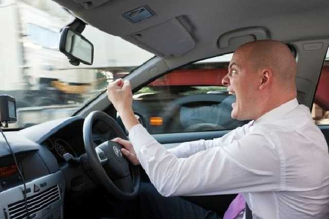 Рада отменила штрафные баллы за нарушение ПДР