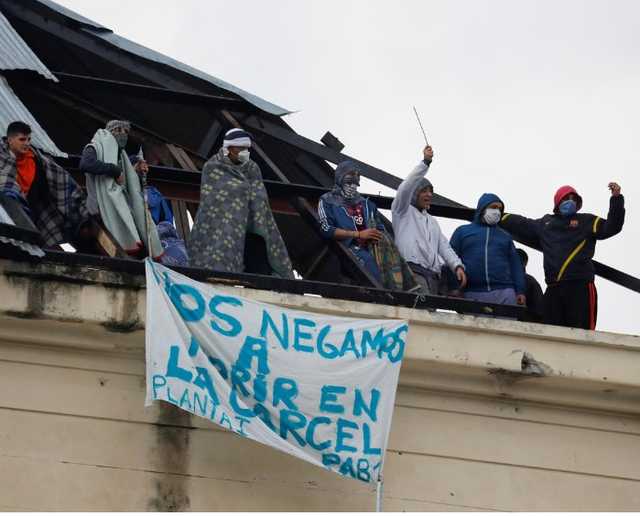 В Аргентине заключенные устроили бунт в тюрьме из-за инфицированных коронавирусом