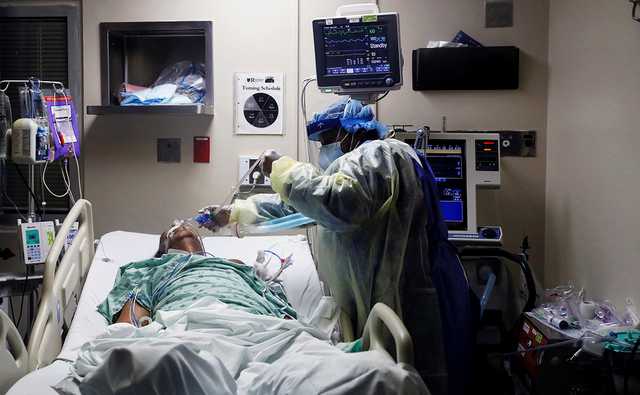 У штаті Іллінойс на коронавірус захворіли понад 2,5 тисяч медиків