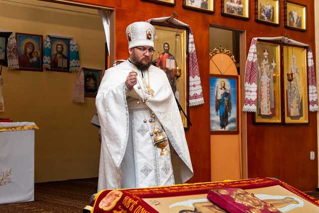 “Стало погано по дорозі на службу”: у Тернополі раптово помер священик