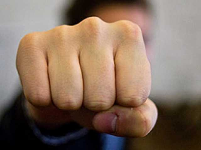 Пьяный пациент избил фельдшера прямо в "скорой" на Луганщине