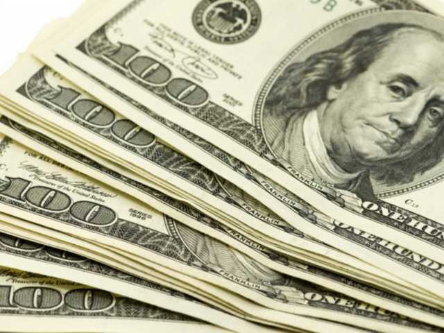 Украинцы получают фальшивки, попасться может любой: как защитить себя