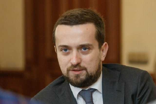 Тимошенко внезапно "отменил" распоряжение Кабмина из-за скандала с "Эпицентром"