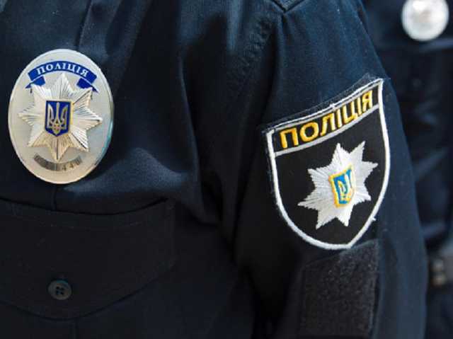 Жертва пропаганды: в Кривом Роге пенсионер подпольно изготавливал запрещенную символику