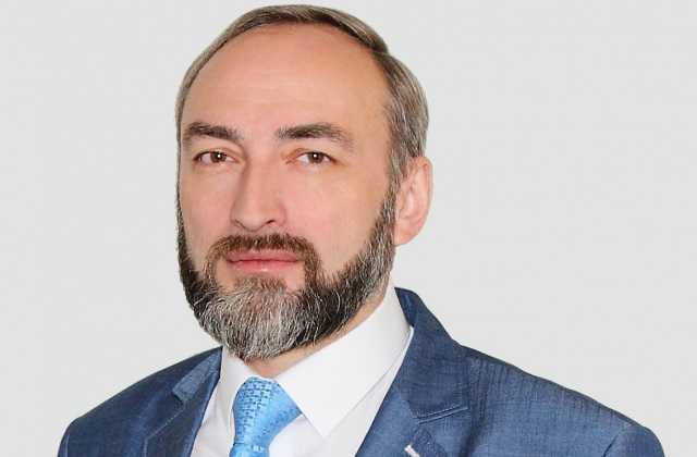 Благодійність чи відмивання доходів? Голова Служби зовнішньої розвідки пожертвував квартиру