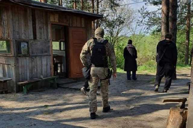 На Киевщине полиция со спецназом провели обыск у священника по делу Шеремета