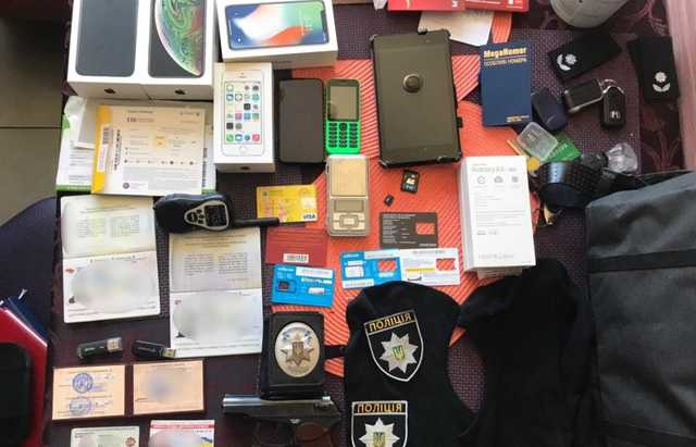 На Київщині викрито банду правоохоронців, які викрадали ІТ-підприємців