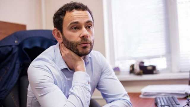 "Я - граф Дракула". Дубинский прокомментировал попытку получения румынского паспорта