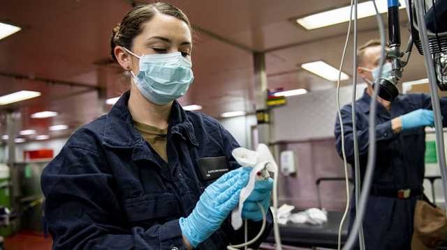 Врач рассказала, как лечат больных коронавирусом плазмой и препаратами из ревматологии