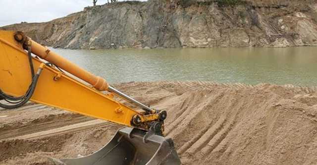 Законопроект о водном транспорте легализует незаконную добычу песка - СМИ