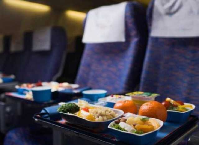 Стало известно, кто заработает на кормлении пассажиров в “Интерсити”