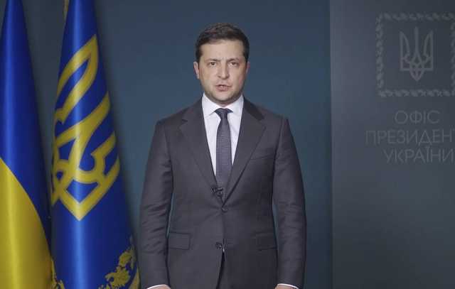 Украинцы оценили год президентства Зеленского: опубликованы результаты опроса