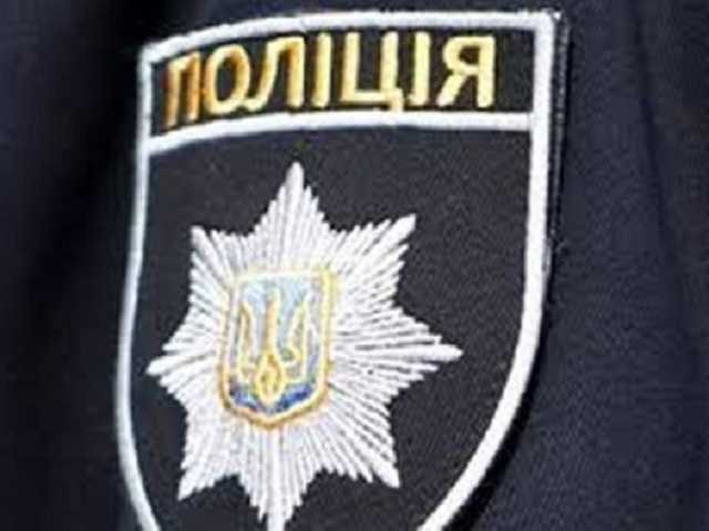 В Харькове мужчина обстрелял авто с водителем