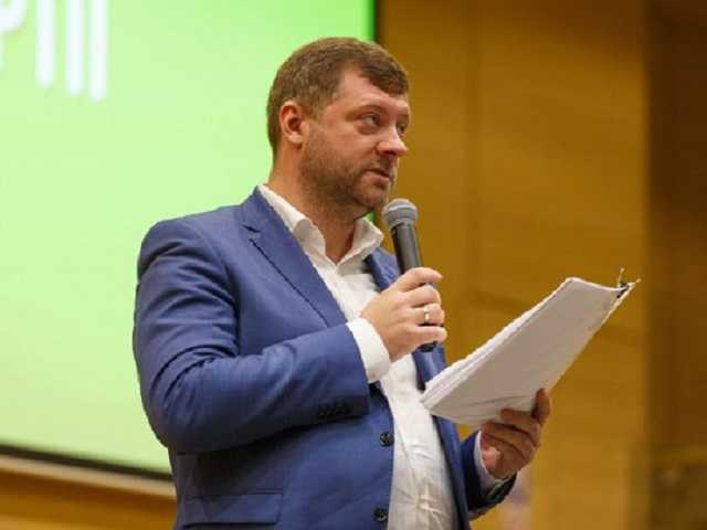 "Слуг народа" заподозрили в попытке узаконить подкуп избирателей