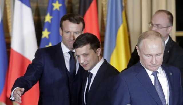 В "Слуге народа" назвали самые большие победу и проигрыш Зеленского за год