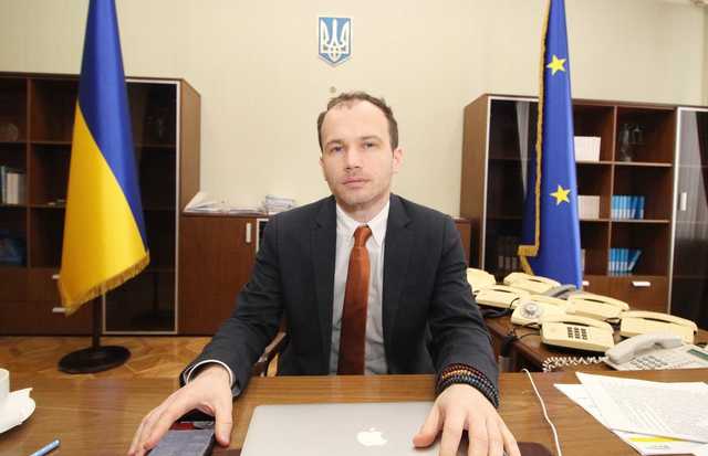 Малюська показал еще одну платную камеру в СИЗО. Фото и расценки