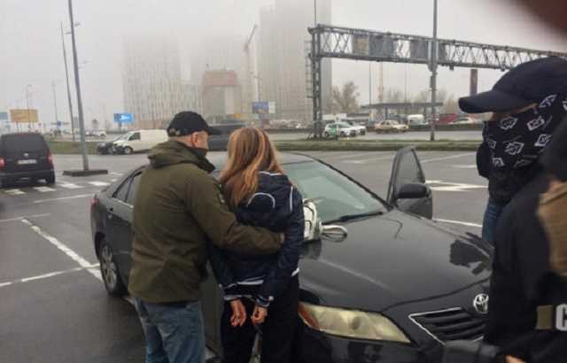 Киевлянка за 10 тысяч долларов заказала убийство любовницы мужа