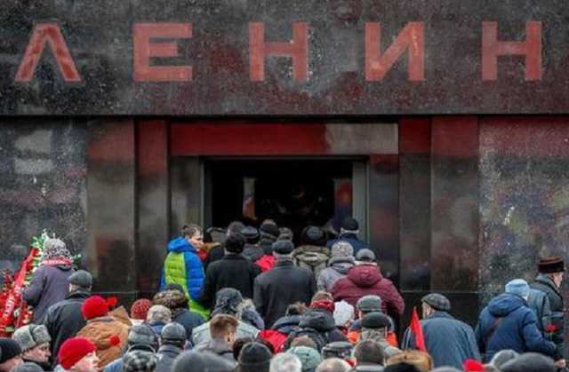 Жириновский предложил продать "мумию Ленина"