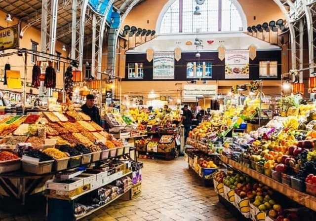 В Киеве возобновили работу уже 43 рынка: список