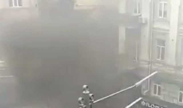 Біля офісу Медведчука пролунав вибух: речник депутата каже, що є потерпілі