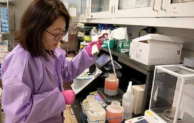 Ученые выяснили, когда пациенты с COVID-19 перестают быть заразными