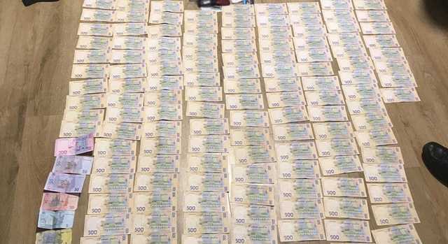 Полиция поймала иностранных туристов, взорвавших банкомат под Черкассами