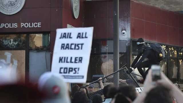 Резонансное убийство в Миннеаполисе: в городе ввели режим чрезвычайной ситуации