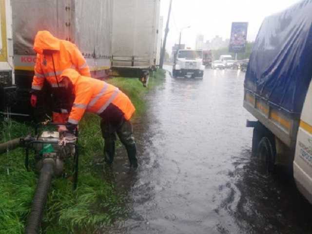"Киевавтодор" показал "виновницу" наводнения в Киеве
