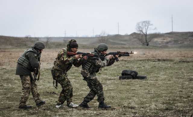 На Донбассе бойцы ВСУ ликвидировали боевика, еще двух ранили