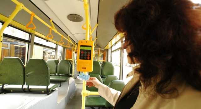 Общественный транспорт в Киеве полностью перейдет на е-билеты: названа дата