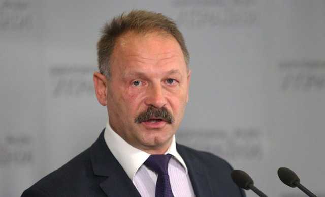 Бывший депутат-порохобот, любивший устраивать драки в Раде, рассказал о своих заработках