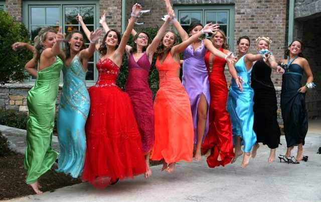 В Киеве могут позволить праздновать выпускные: названы условия