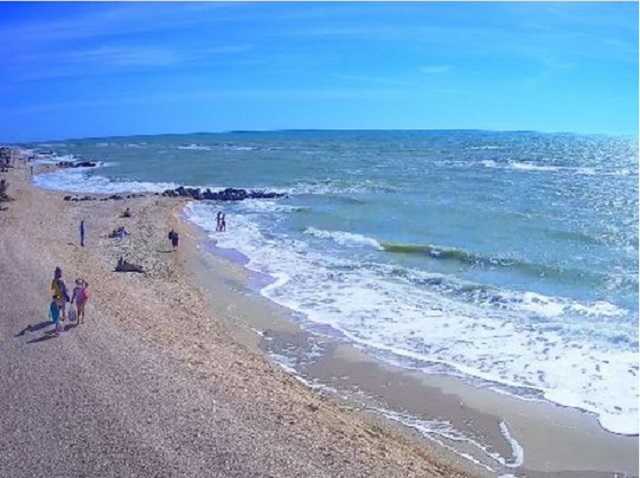 Туристы уже едут: что сейчас происходит в курортной Кирилловке