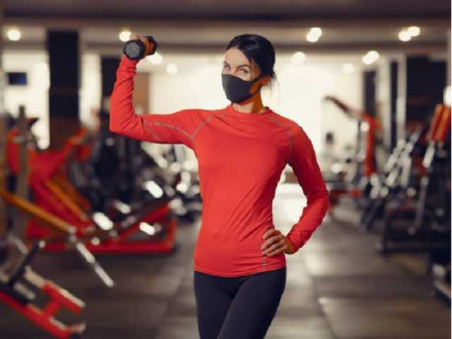 "Все очень плохо": Комаровский объяснил, почему не стоит посещать тренажерные залы