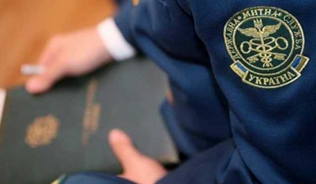 Мільйони готівкою та елітні авто. Що відомо про новопризначених заступників голови ДМС