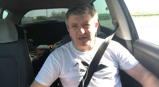 "Слабакам в политике не место": Романенко высказался об уходе Вакарчука из Рады