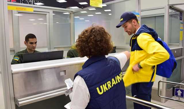 Иностранцам разрешили въезд на территорию Украины