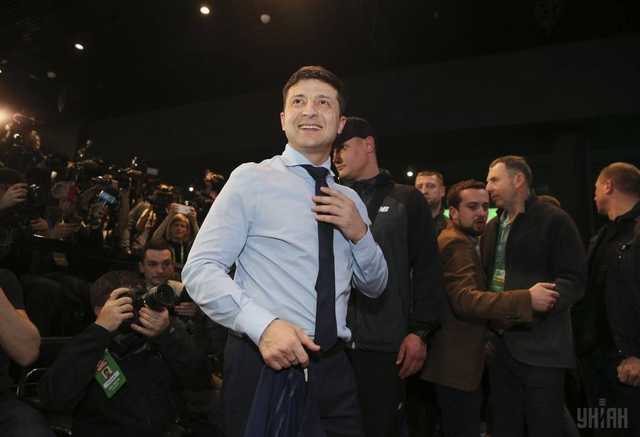 Зеленский переписал итальянскую фирму на спонсора "Слуги народа"