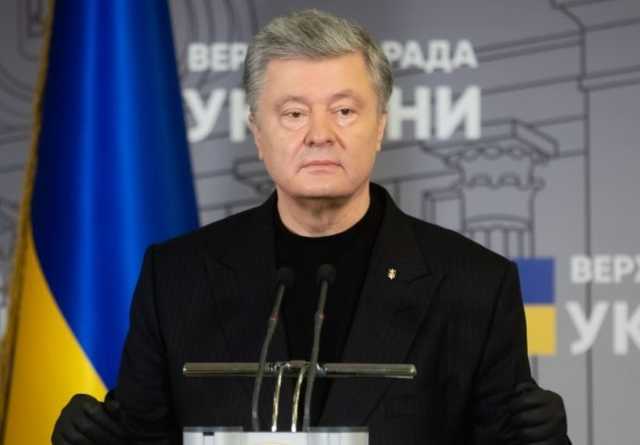 Адвокат Новиков: Власть планирует арестовать Порошенко