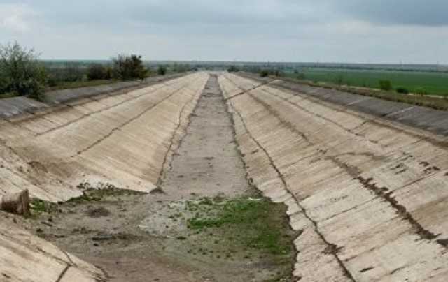 Нардеп раскрыл, как у Зеленского собрались вернуть в Крым воду
