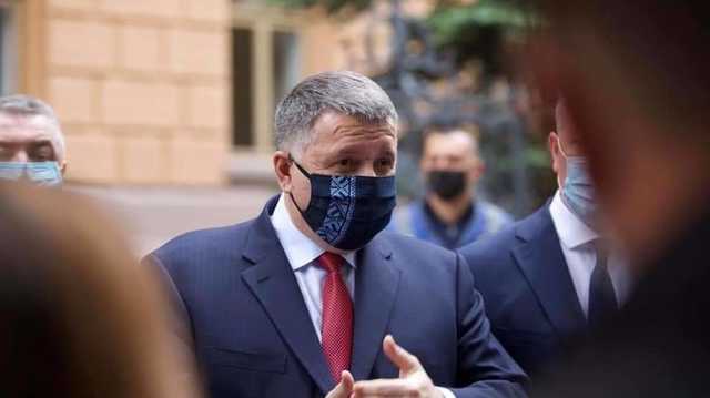 Рада будет рассматривать отставку Авакова не раньше июля