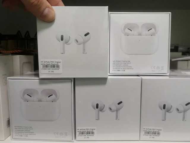   AirPods        