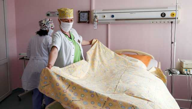 Врачи бьют тревогу: В Киеве и Харькове больницы переполнены пациентами с коронавирусом